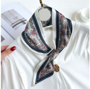 Black Garden Loop Scarf