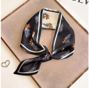 Black & White Lily Loop Scarf